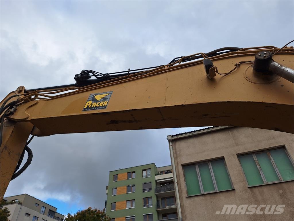 CAT 324 E Muu