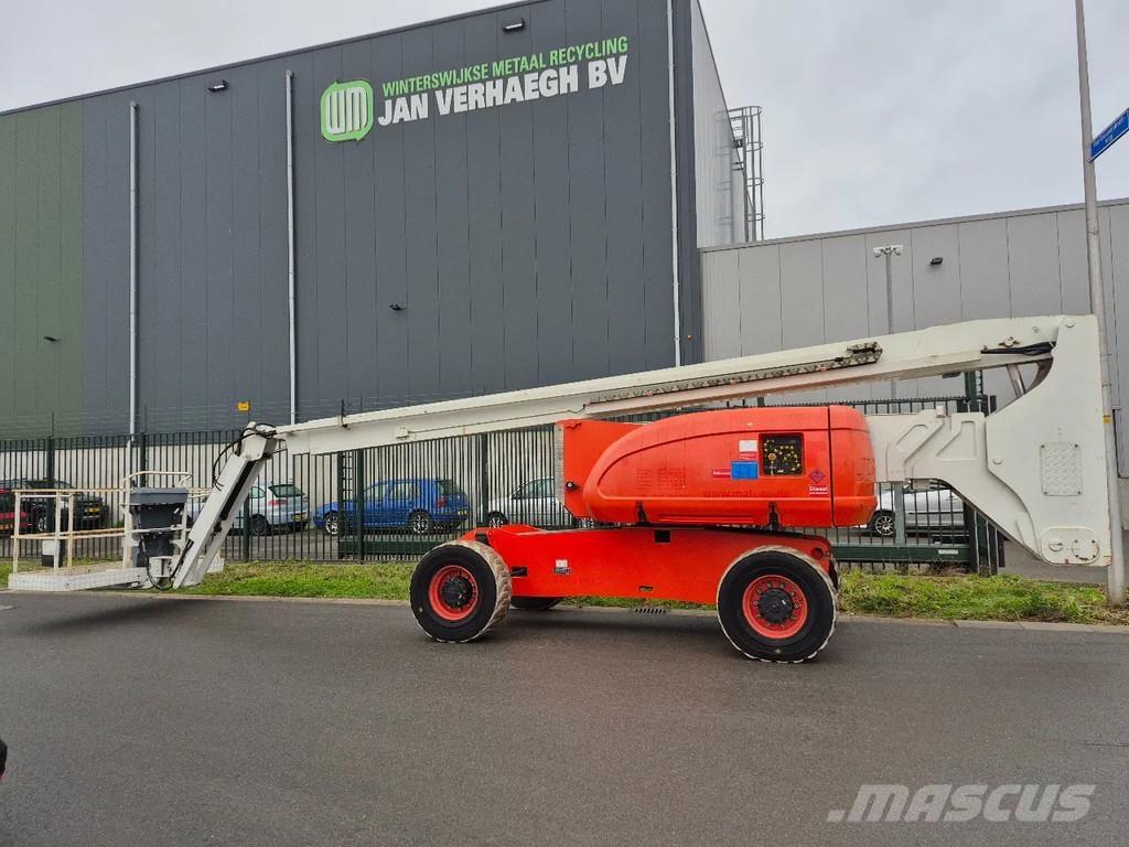 JLG 800aj Teleskoop poomtõstukid