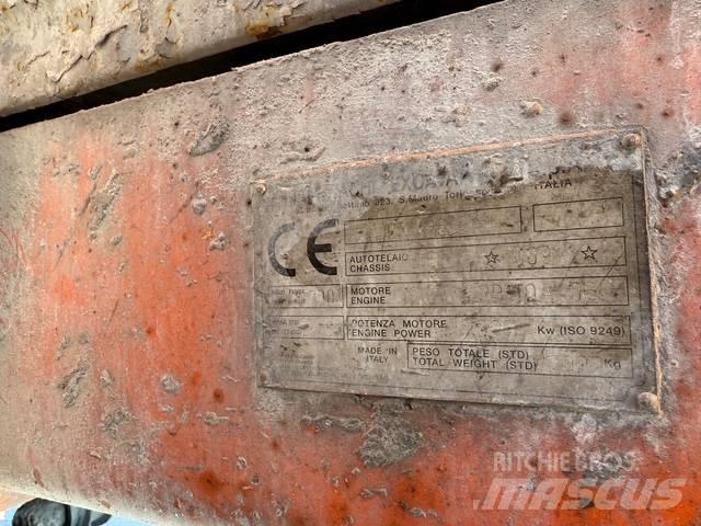 Hitachi EX 455 LC Roomikekskavaatorid
