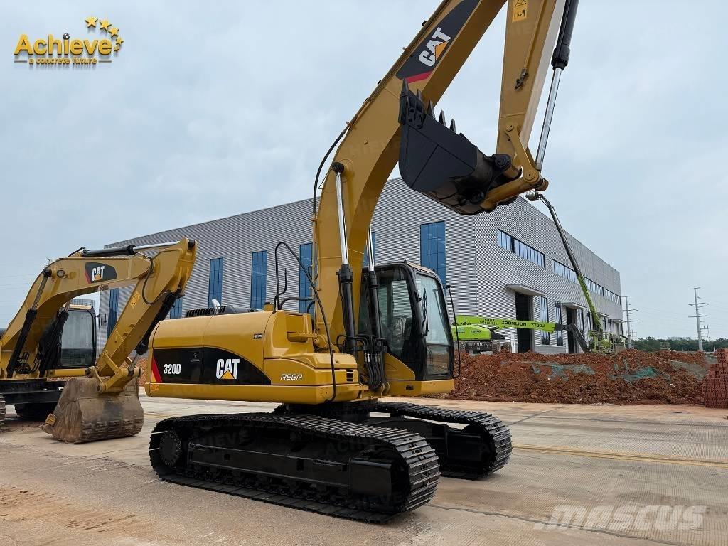CAT 320 D Roomikekskavaatorid