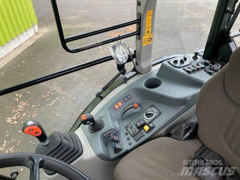 CLAAS NEXOS 240 M Traktorid
