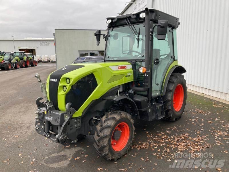 CLAAS NEXOS 240 M Traktorid