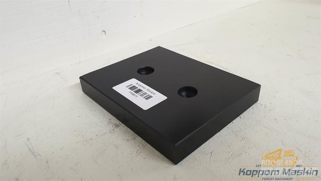 Ponsse P58873 Forvarderi kraanad