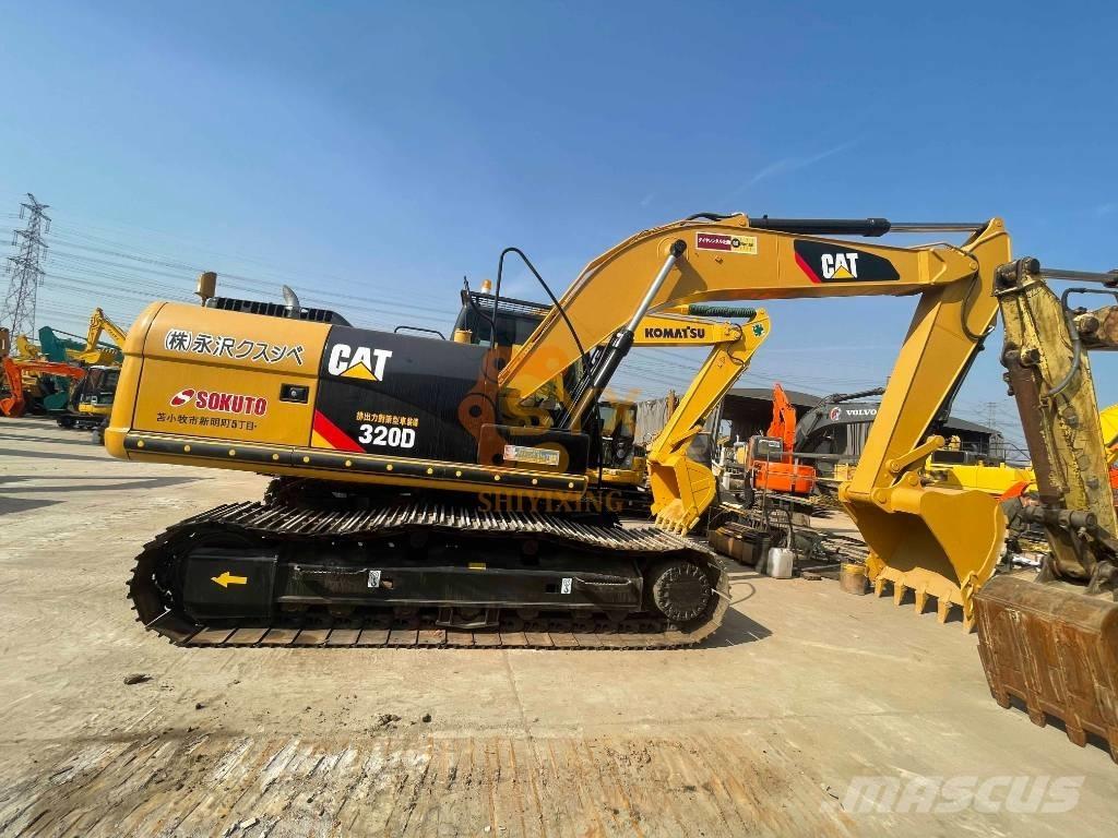 CAT 326 D2 Roomikekskavaatorid
