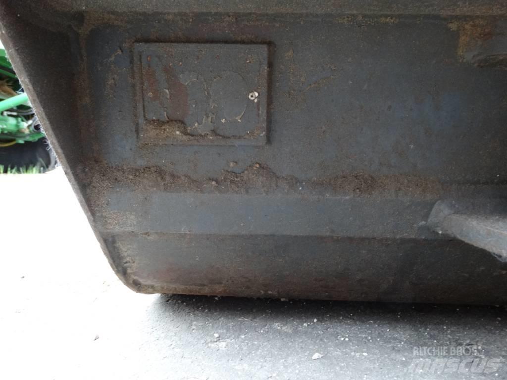 Doosan DX 225 LC-5 Roomikekskavaatorid