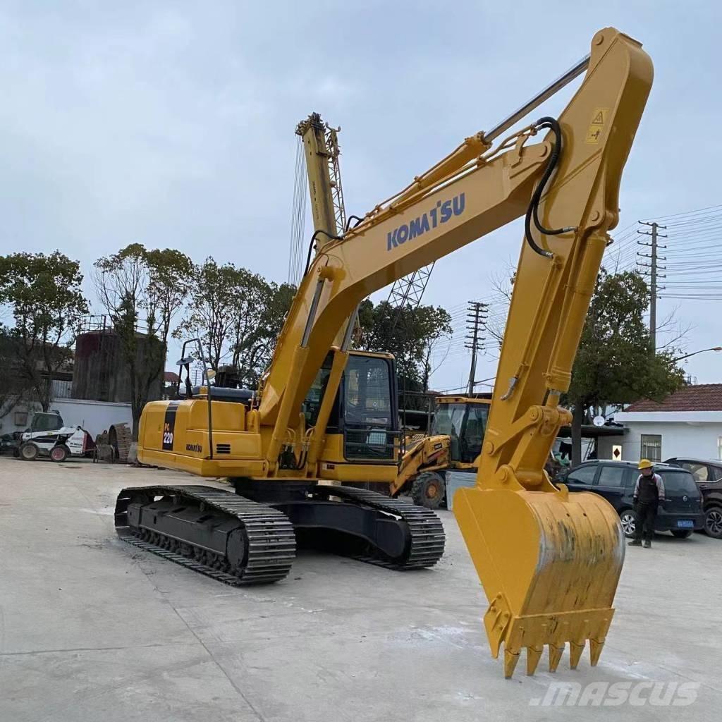 Komatsu PC 220 Roomikekskavaatorid
