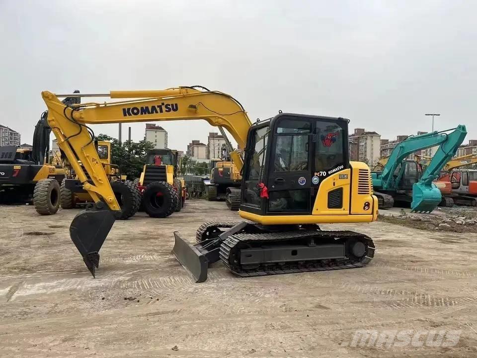 Komatsu PC70-8 Väikeekskavaatorid 7t-12t