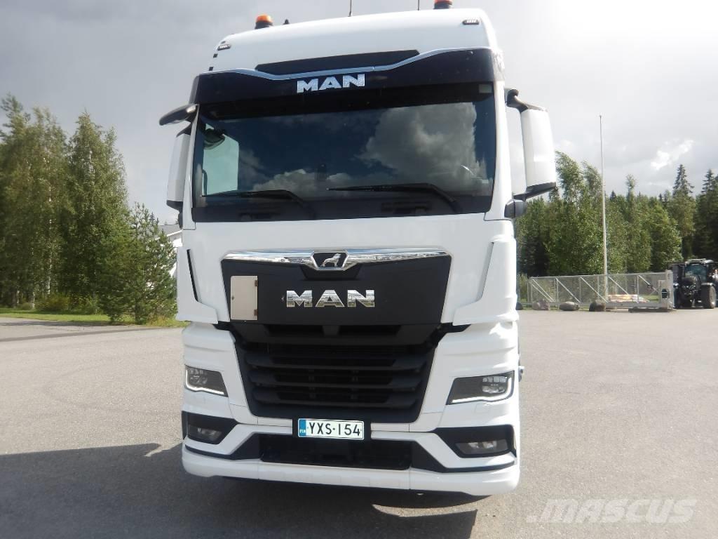 MAN TGX 28.520 Sadulveokid