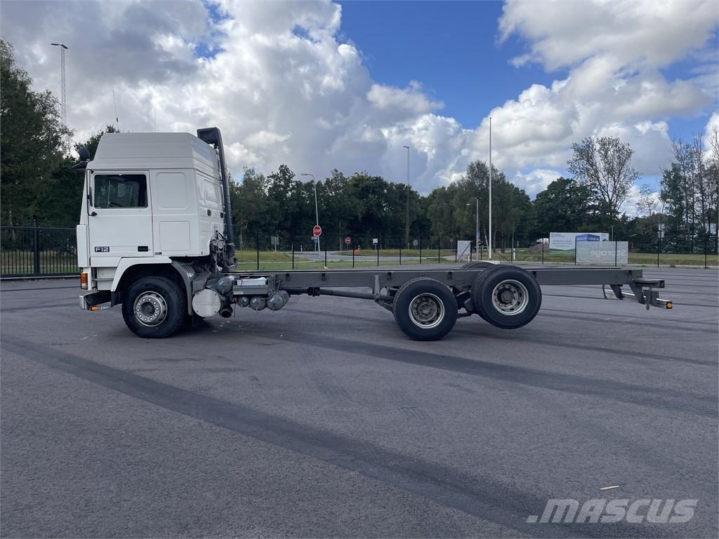 Volvo F 12 Raamautod