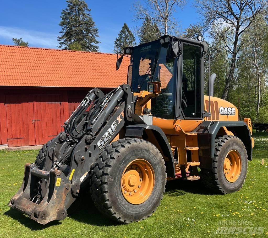 CASE 521 F XT Rataslaadurid