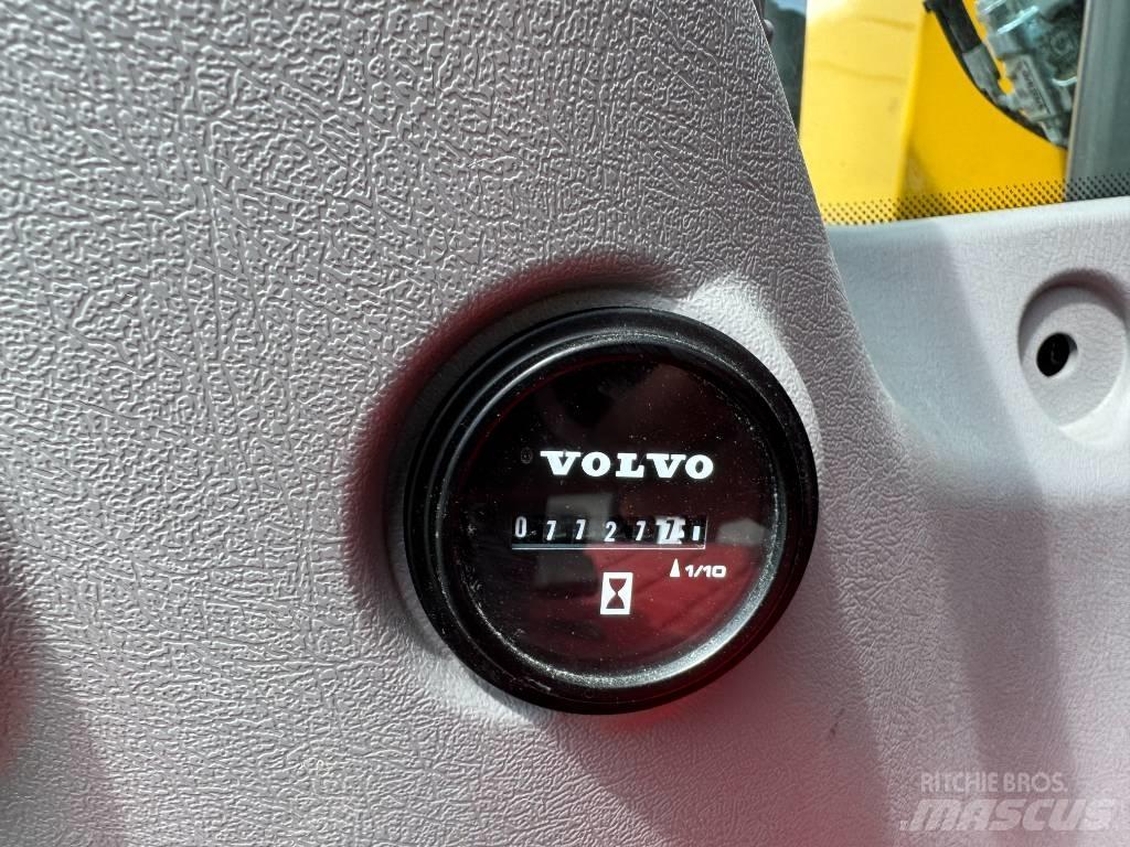 Volvo EWR 150 E Ratasekskavaatorid
