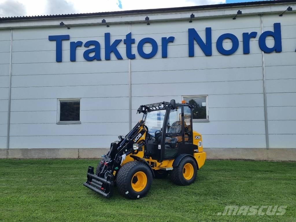 JCB 403 Plus 30 km/h Kompaktlaadurid