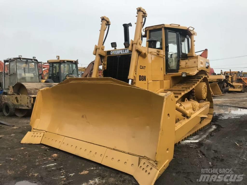 CAT D 8 N Buldooserid