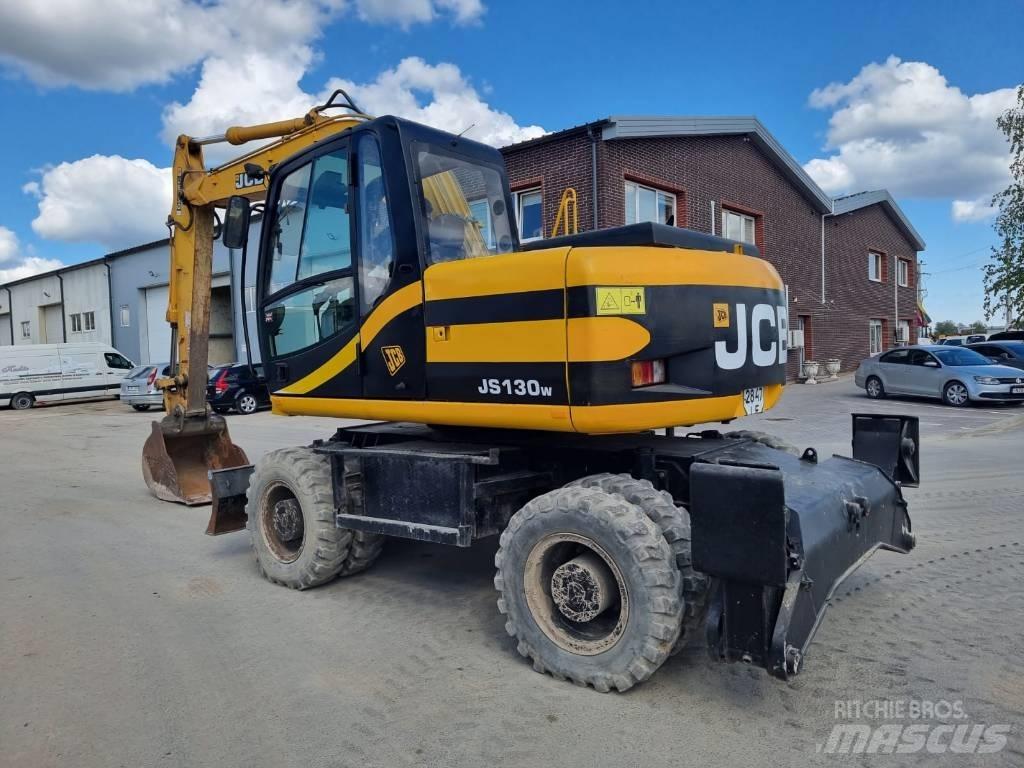 JCB JS 130 W Ratasekskavaatorid