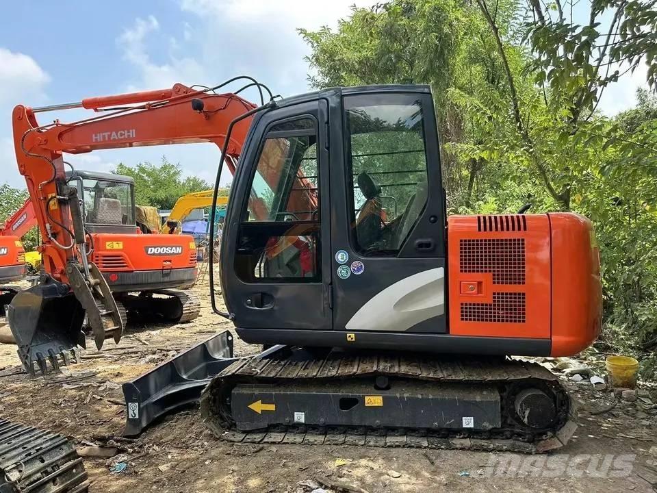 Hitachi ZX60 Miniekskavaatorid < 7 t