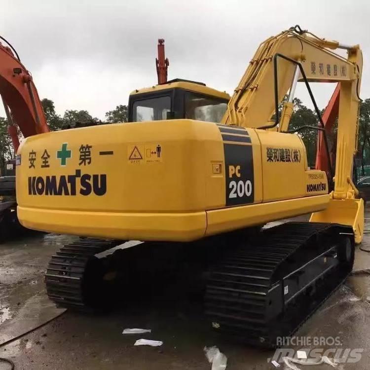 Komatsu pc200-7 Roomikekskavaatorid