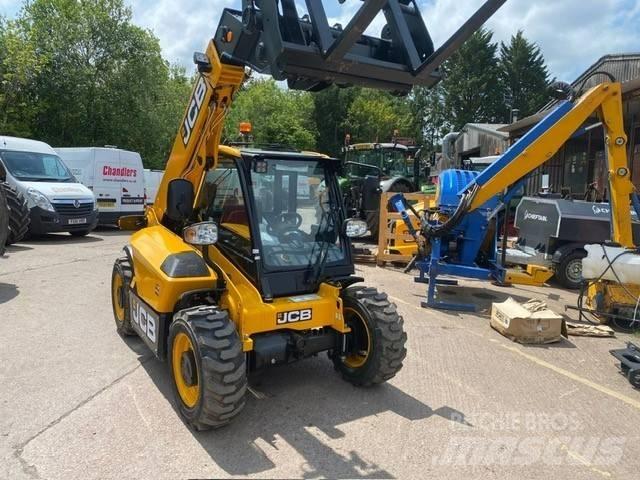 JCB 514-40 Põllumajanduslikud teleskoopkäitlejad