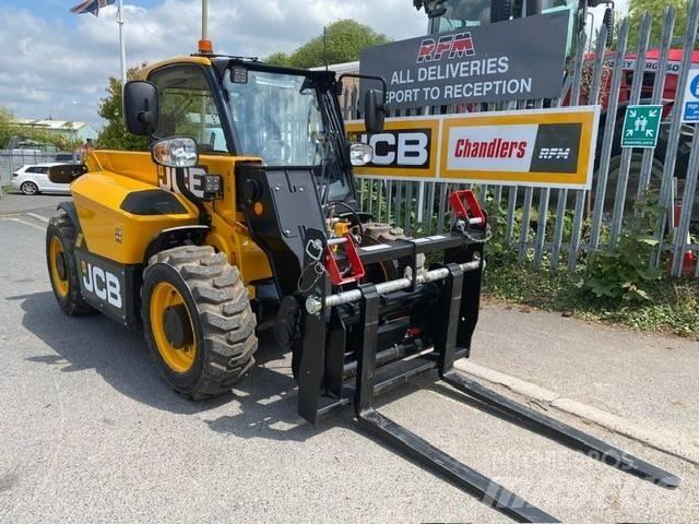 JCB 514-40 Põllumajanduslikud teleskoopkäitlejad