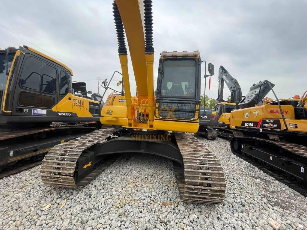 Komatsu PC 220-8M0 Roomikekskavaatorid