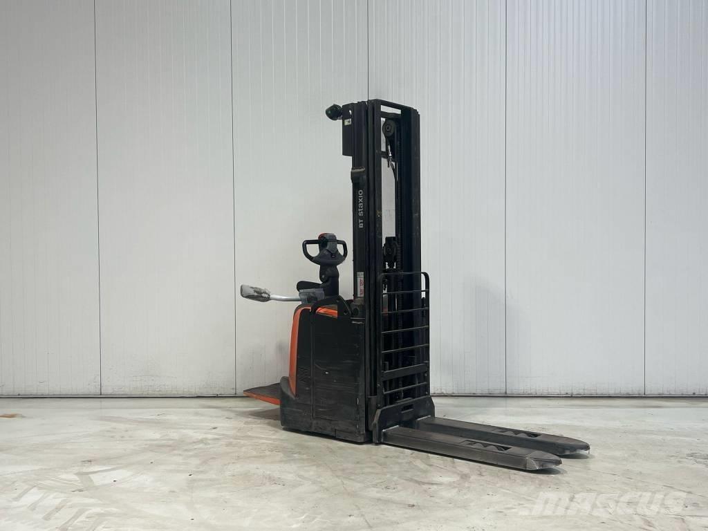 BT SPE120 Platvormiga virnastajad