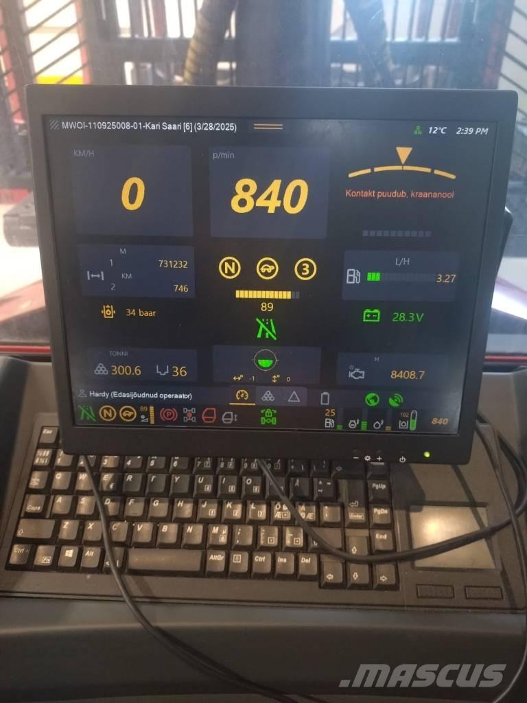 Komatsu 875 Forwarderid