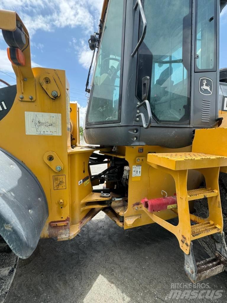 John Deere 624k-II Rataslaadurid