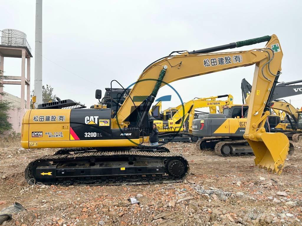 CAT 320 D2L Roomikekskavaatorid