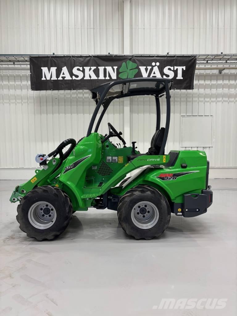 Avant 528 Mitmeotstarbelised laadurid