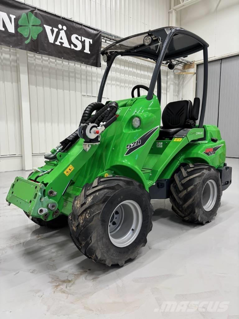 Avant 528 Mitmeotstarbelised laadurid