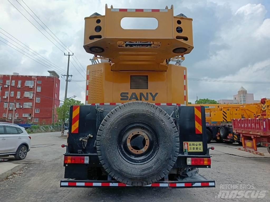 Sany SAC3000T Maastikutõstukid
