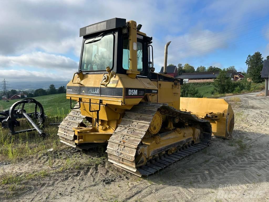 CAT D 5 M LGP Buldooserid