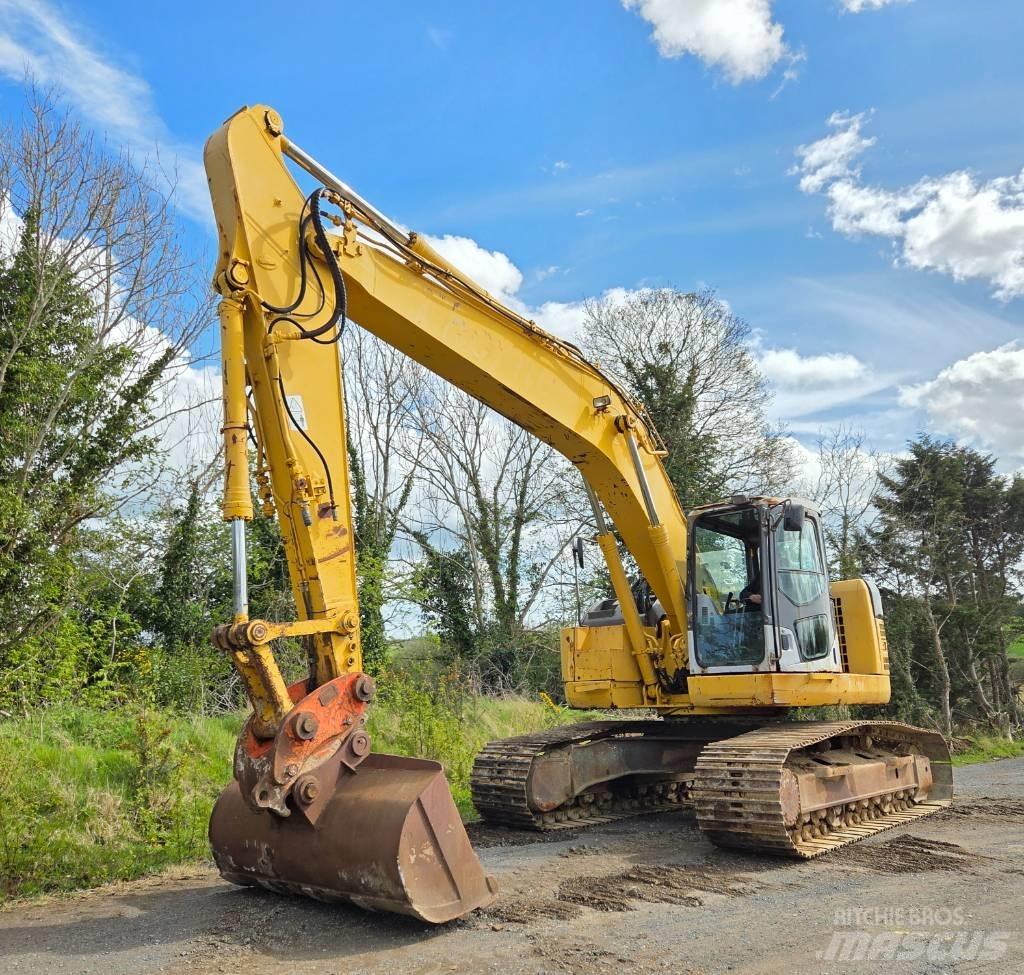 Komatsu PC 228 USLC Roomikekskavaatorid