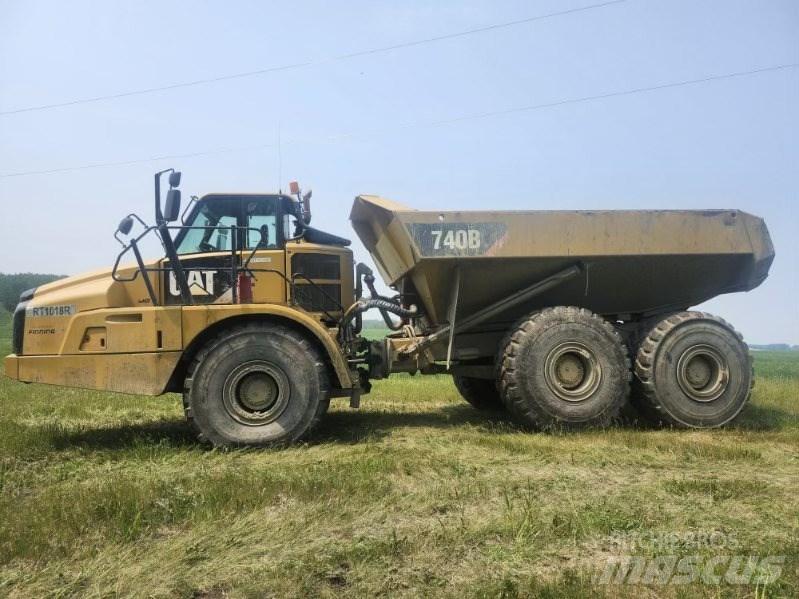 CAT 740 B Liigendraamiga pinnaseveokid