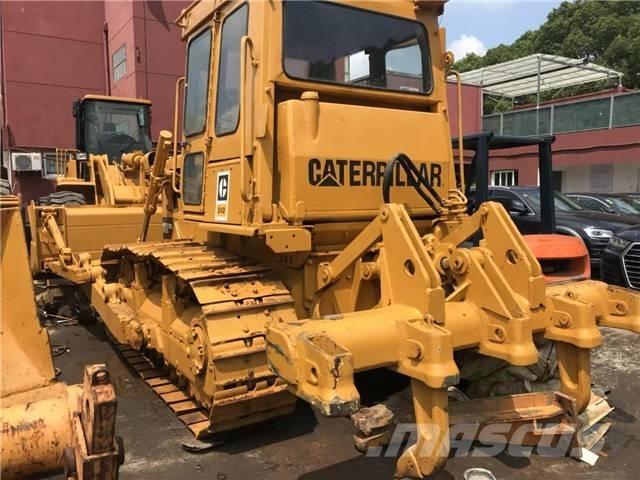 CAT D 6 D Buldooserid