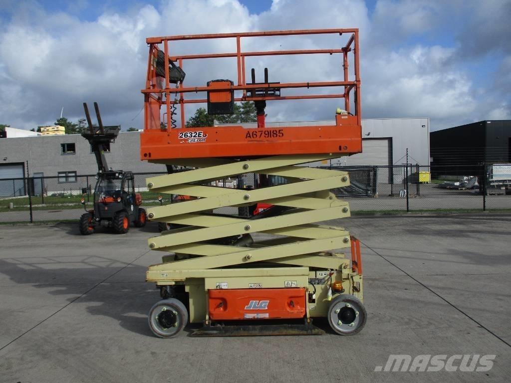 JLG 2632ES (151) Käärtõstukid