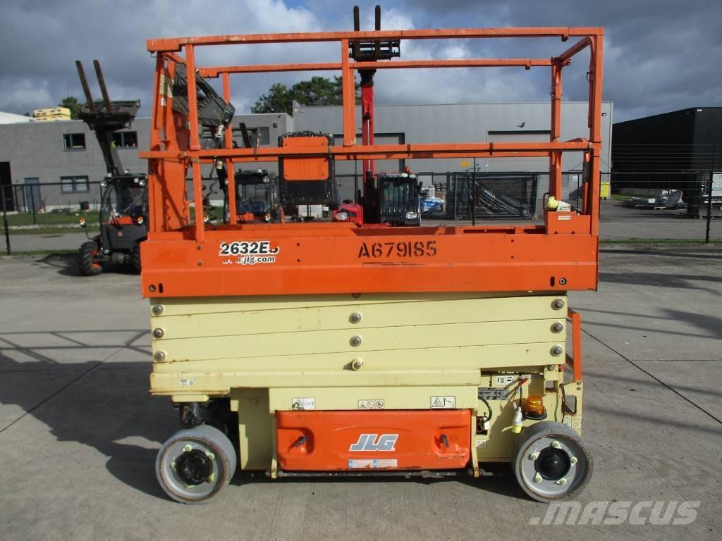JLG 2632ES (151) Käärtõstukid