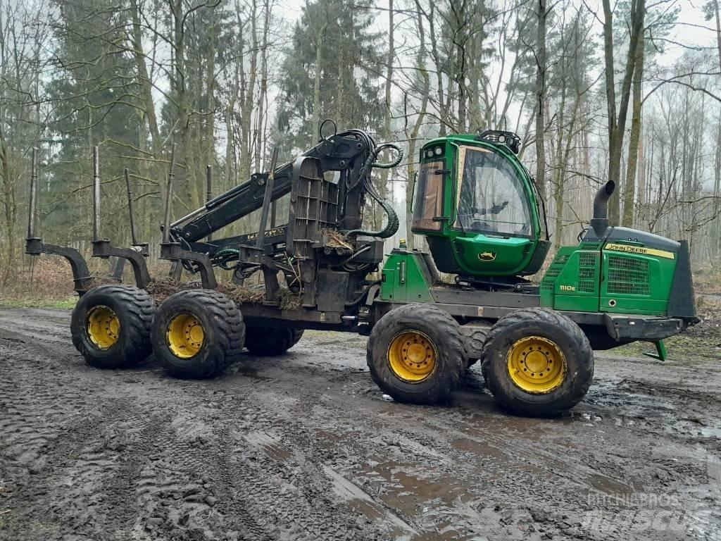 John Deere 1110 E Forwarderid
