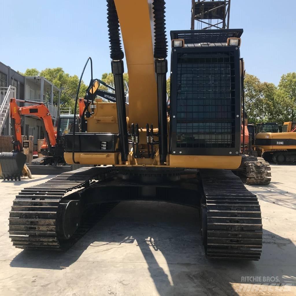 CAT 320 D Roomikekskavaatorid