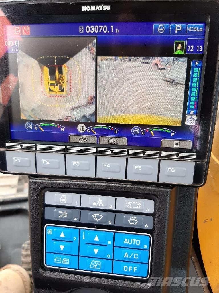 Komatsu PC 138 US-11 Roomikekskavaatorid