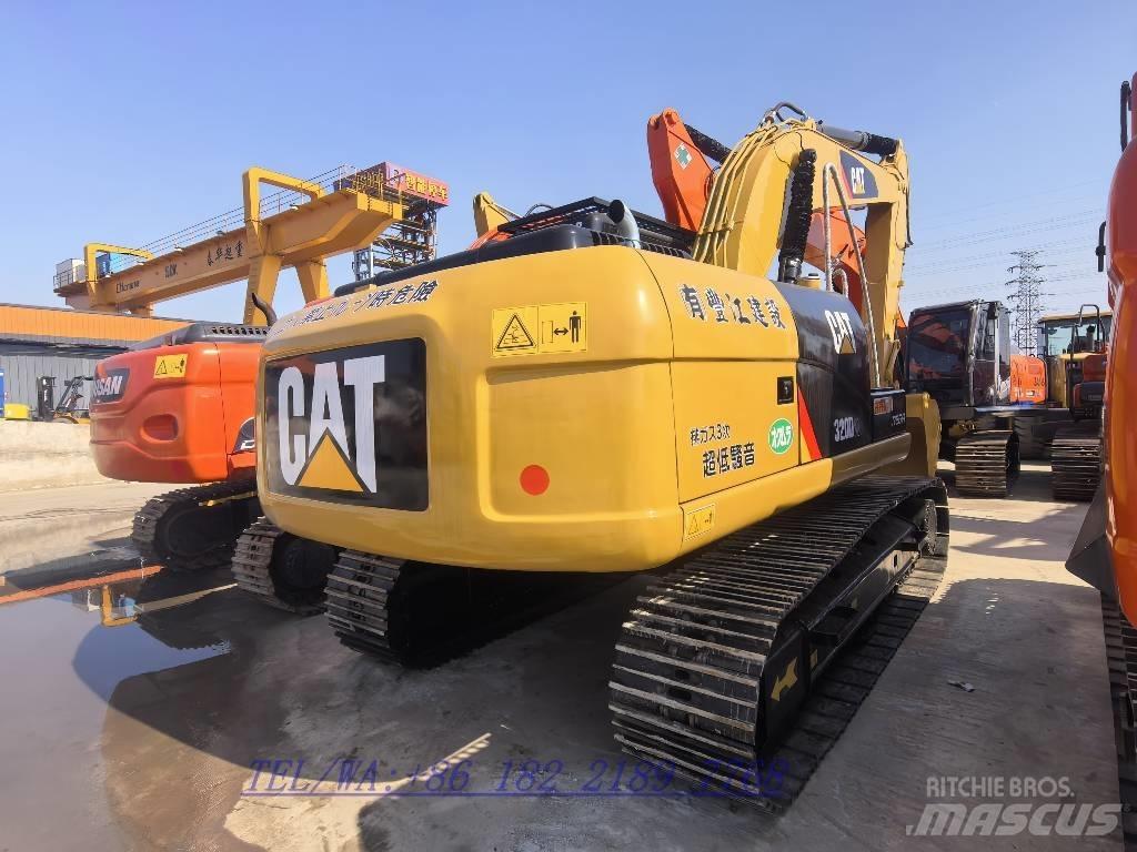 CAT 320D Roomikekskavaatorid