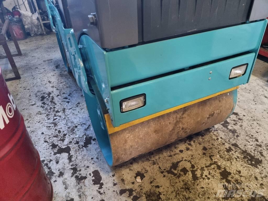 Bomag BW 100 AD-4 Tandemrullid