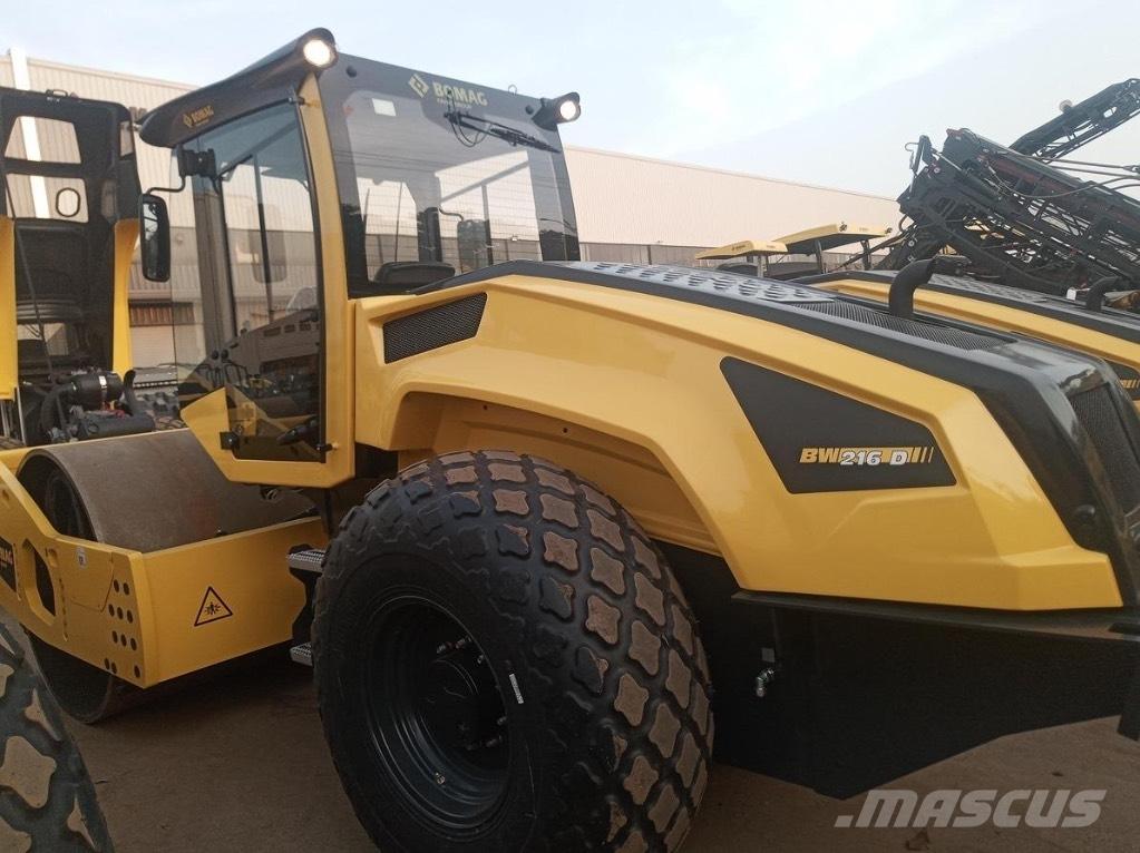 Bomag BW 216 D-5 SL Ühe trumliga rullid