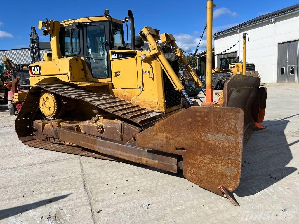 CAT D 6 T LGP Buldooserid