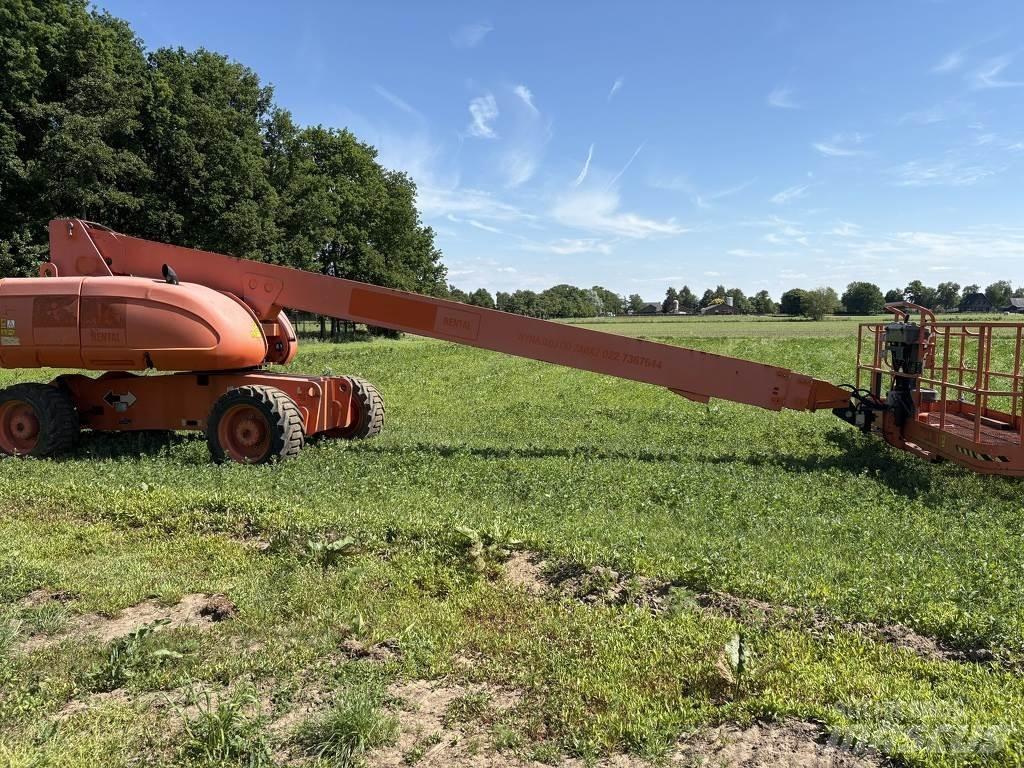 JLG 680s Teleskoop poomtõstukid
