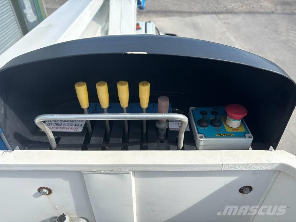 Palfinger P130A Auto korvtõstukid