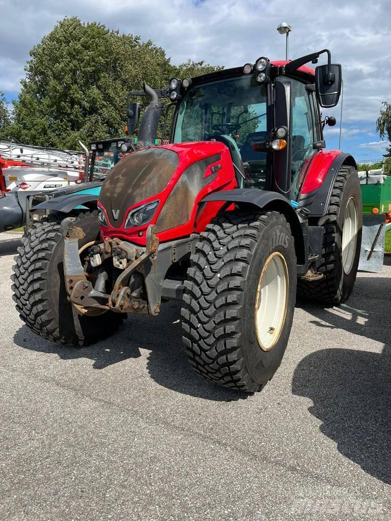 Valtra N154 Traktorid