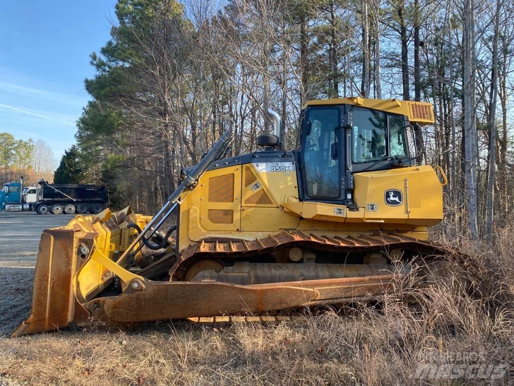 John Deere 850 K LGP Buldooserid