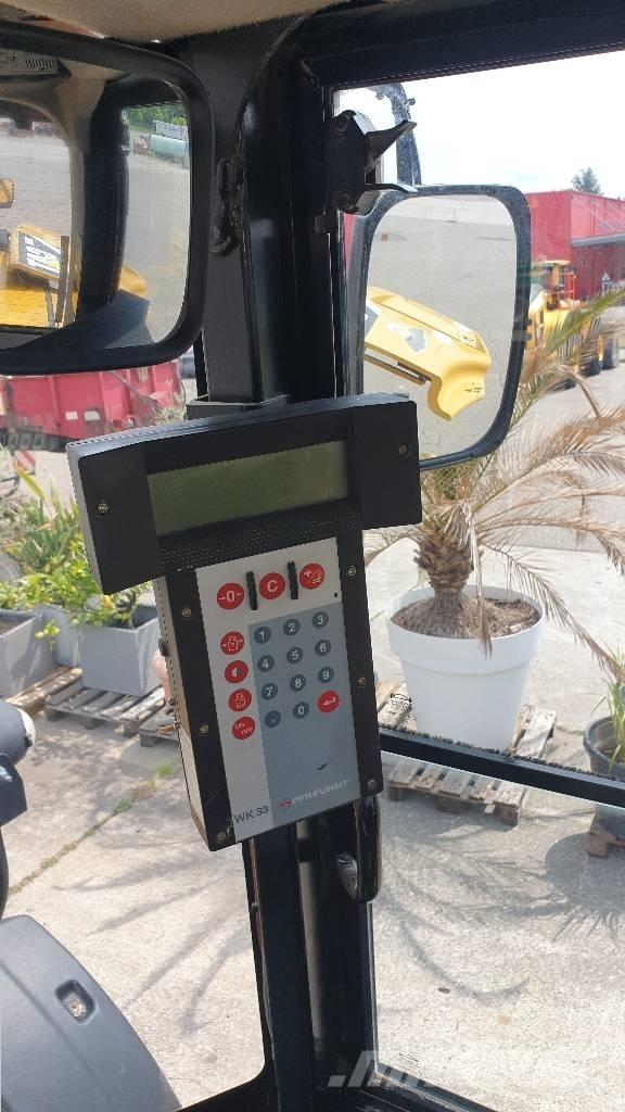 CAT 930 H Rataslaadurid