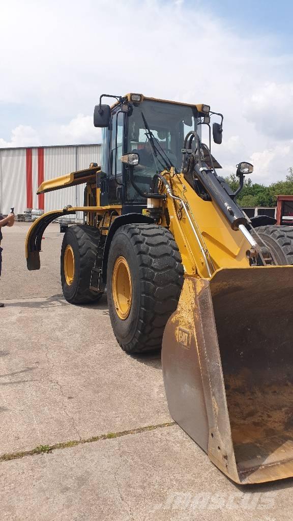 CAT 930 H Rataslaadurid