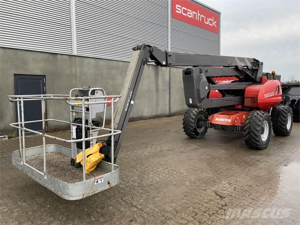 Manitou 200ATJ RC Iseliikuvad poomtõstukid
